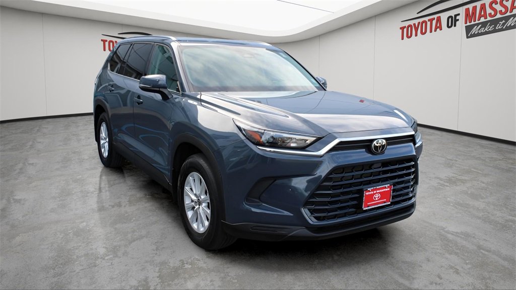 Certified 2024 Toyota Grand Highlander XLE image 6