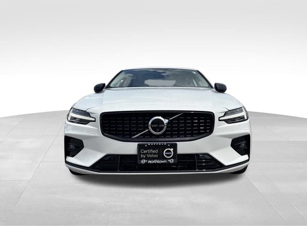 Certified 2024 Volvo S60 B5 Plus w/ Climate Package AWD/4WD image 5