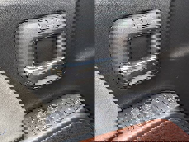 Used 2018 GMC Sierra 1500 SLT w/ Texas SLT Premium Package AWD/4WD image 23