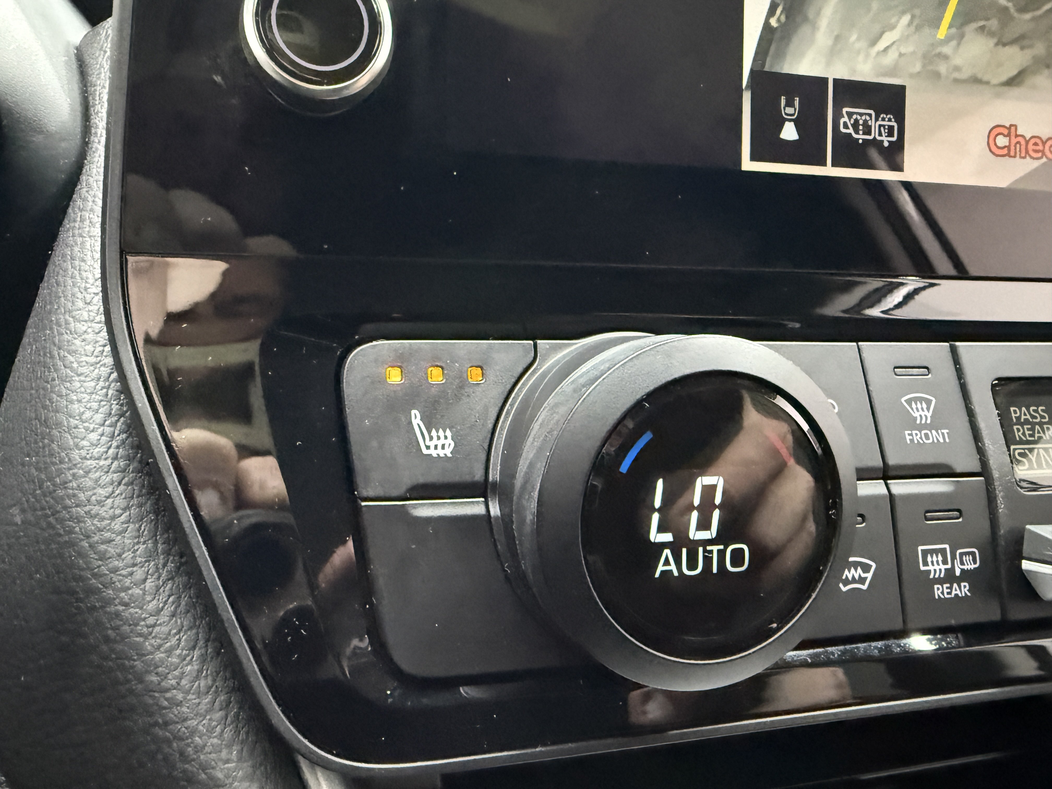 Used 2024 Toyota Grand Highlander AWD image 18