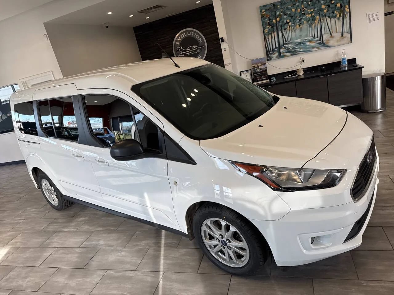 Used 2022 Ford Transit Connect XLT FWD image 5