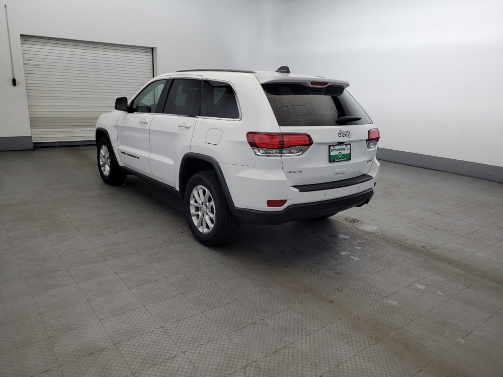 Used 2022 Jeep Grand Cherokee Laredo E AWD/4WD image 5