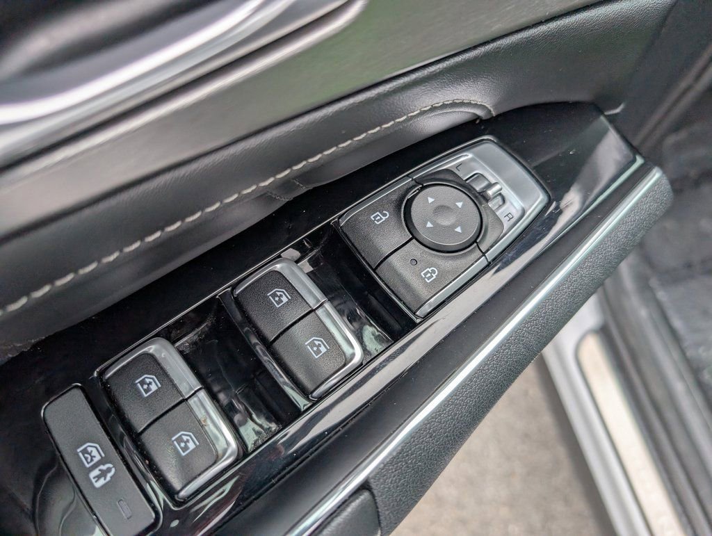 Used 2022 Kia Sorento SX FWD image 16