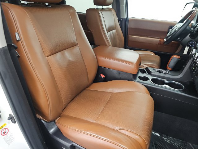 Used 2019 Toyota Sequoia Platinum AWD/4WD image 45