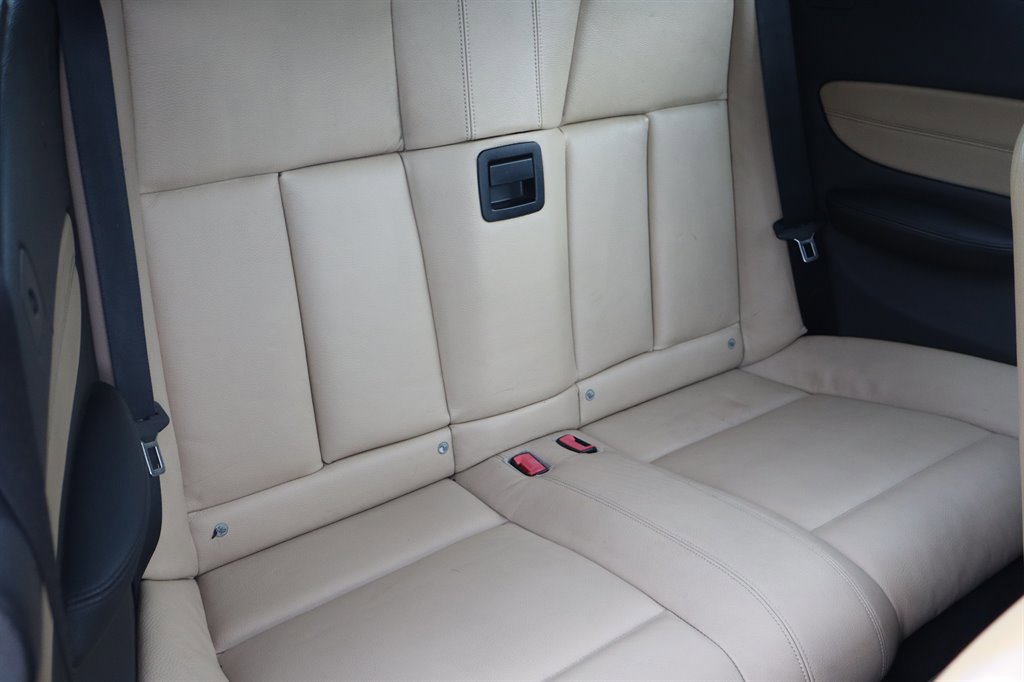 Used 2012 BMW 135i Convertible image 26