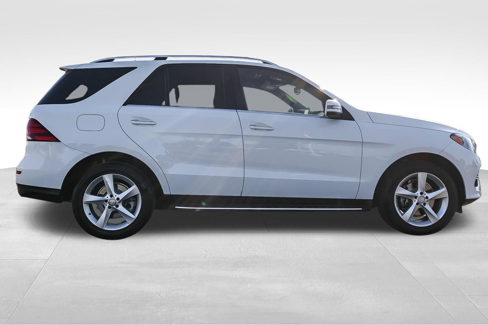 Used 2016 Mercedes-Benz GLE 350 4MATIC image 4