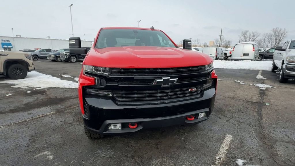 Used 2020 Chevrolet Silverado 1500 LT Trail Boss w/ Convenience Package image 3