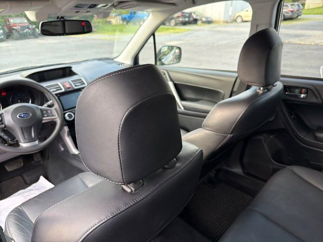 Used 2016 Subaru Forester 2.5i Touring w/ Eyesight & Navigation System AWD/4WD image 18