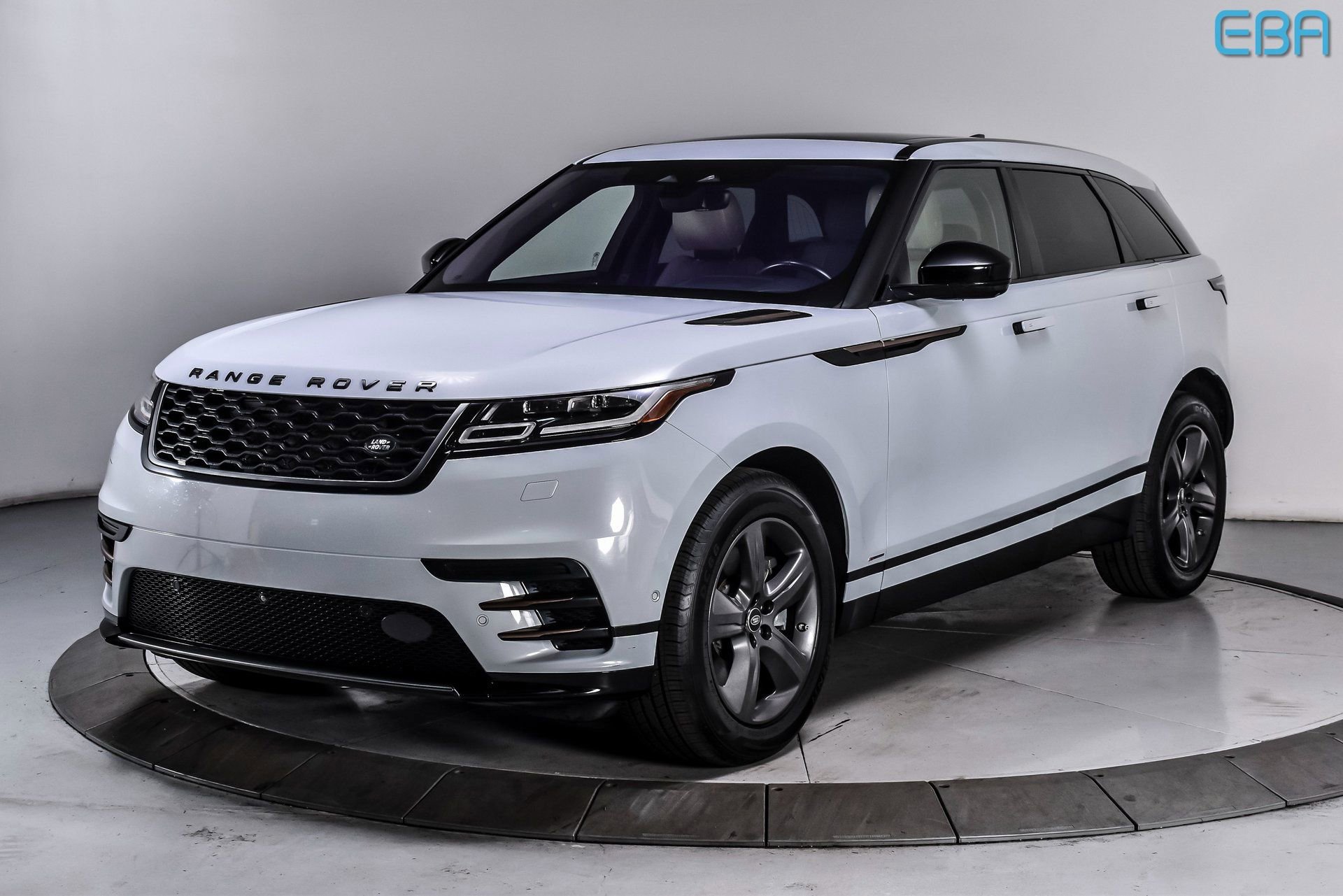 Used 2021 Land Rover Range Rover Velar R-Dynamic S AWD/4WD image 2