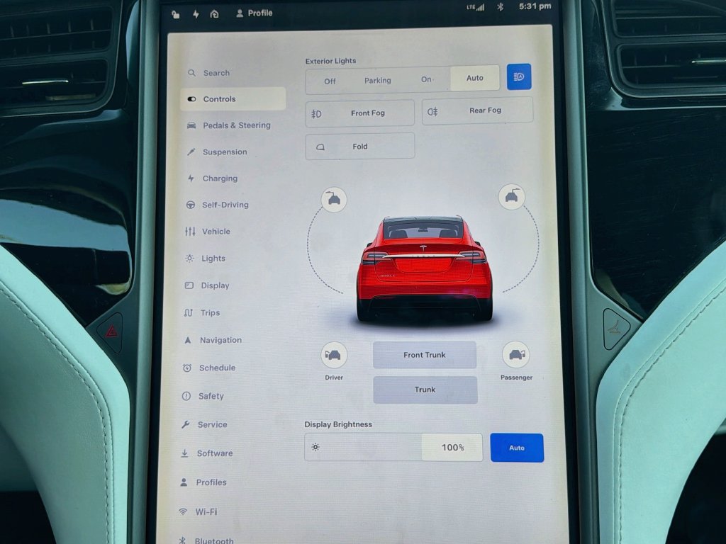 Used 2018 Tesla Model X 100D AWD/4WD image 26