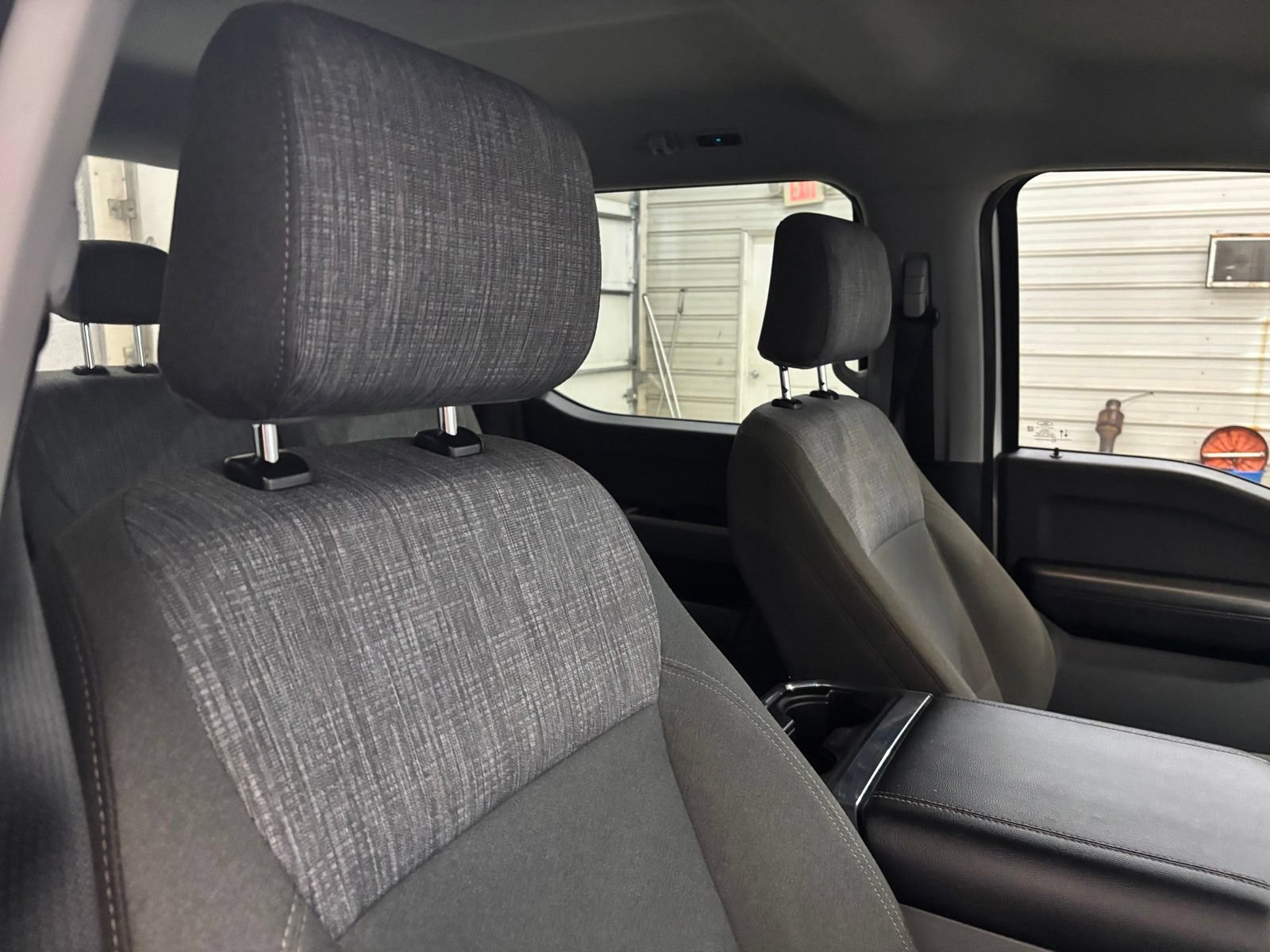 Used 2023 Ford F250 XLT w/ FX4 Off-Road Package AWD/4WD image 26