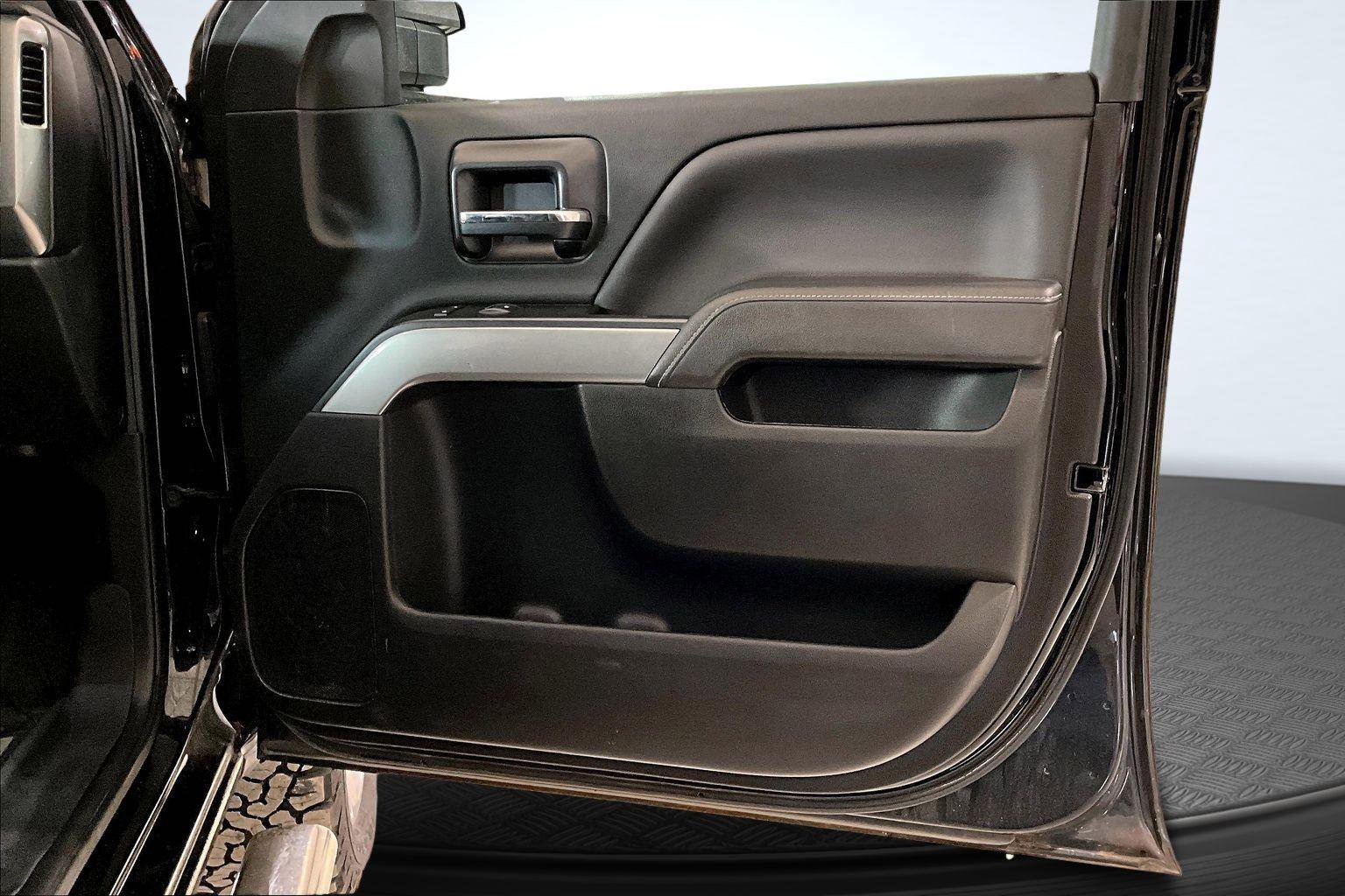 Used 2018 Chevrolet Silverado 2500 LT w/ Z71 Package, Off-Road image 26