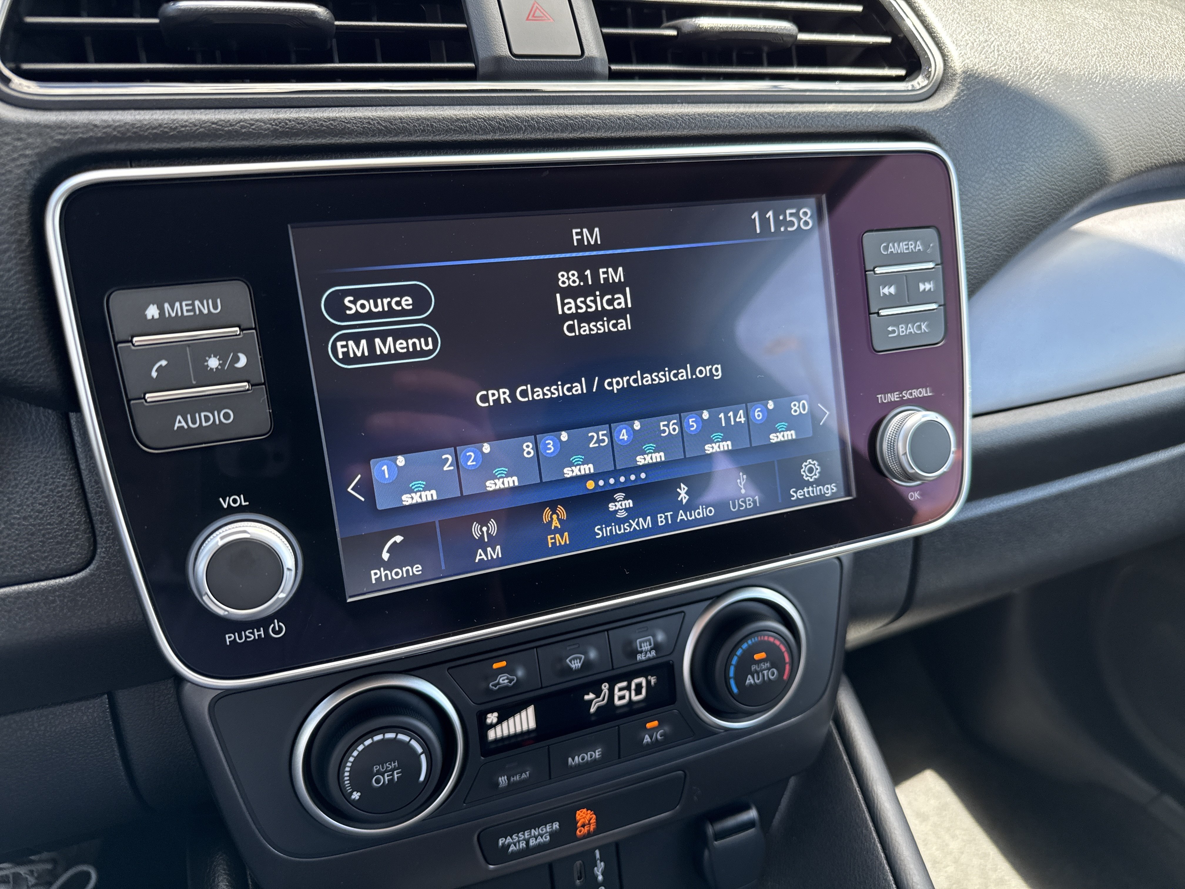 Certified 2025 Nissan Leaf S FWD image 17