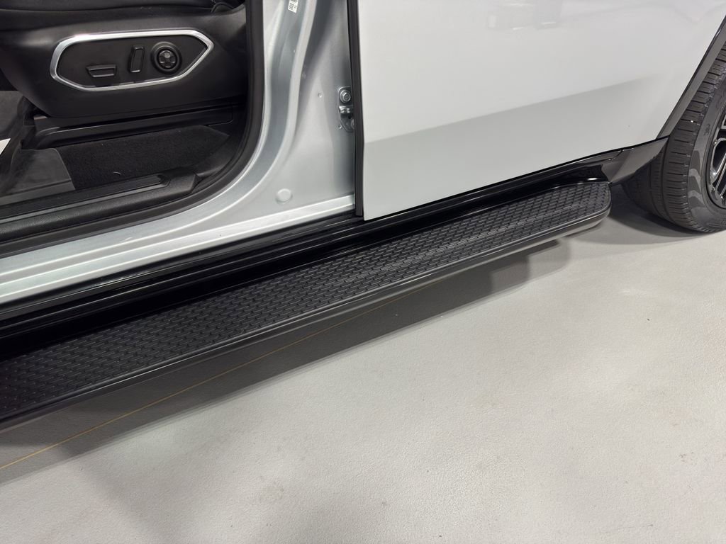 Used 2024 Jeep Wagoneer Series II w/ Convenience Group I image 22