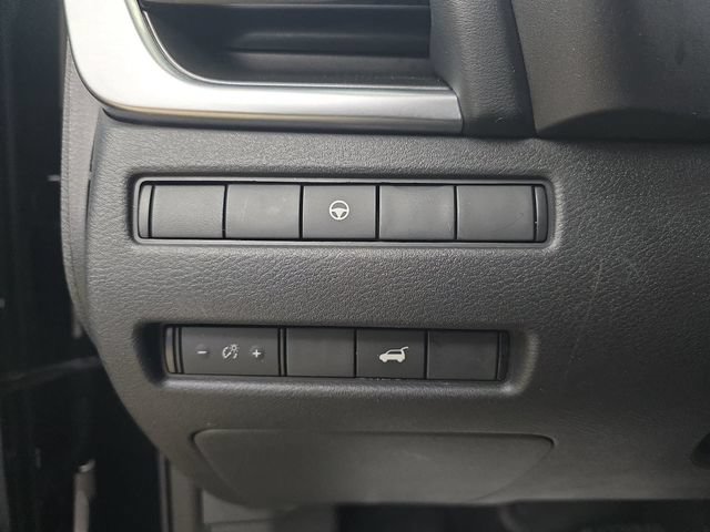 Used 2022 Nissan Rogue SV w/ SV Premium Package FWD image 38