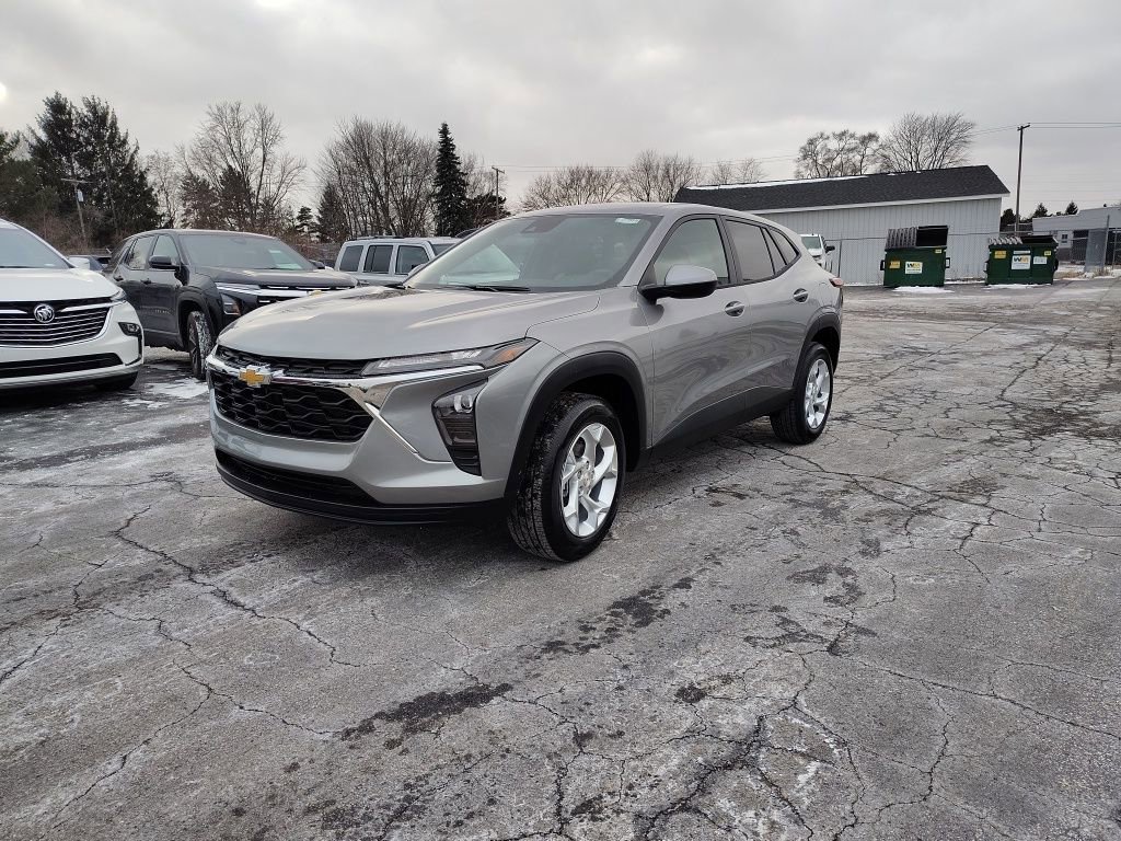 New 2026 Chevrolet Trax LS w/ LS Convenience Package image 7