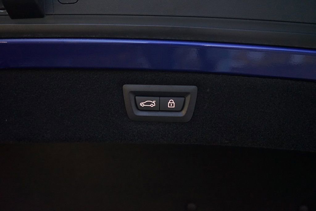 Used 2023 BMW M8 Competition image 30