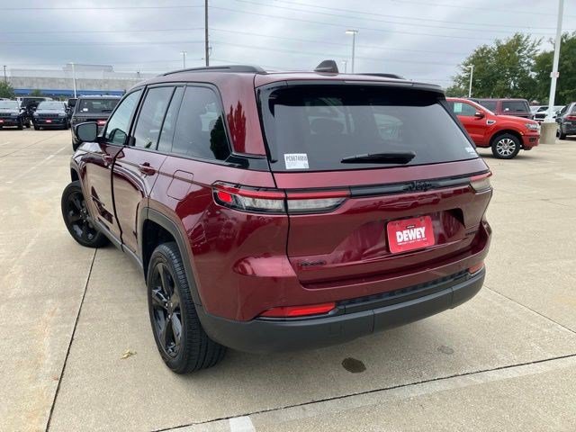 Certified 2023 Jeep Grand Cherokee Limited w/ Black Appearance Package AWD/4WD image 6