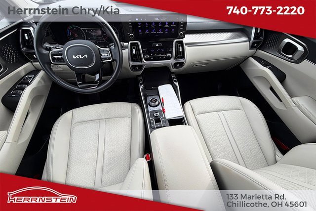 Used 2023 Kia Sorento EX image 10