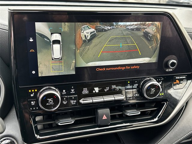 Used 2023 Toyota Highlander Limited image 33