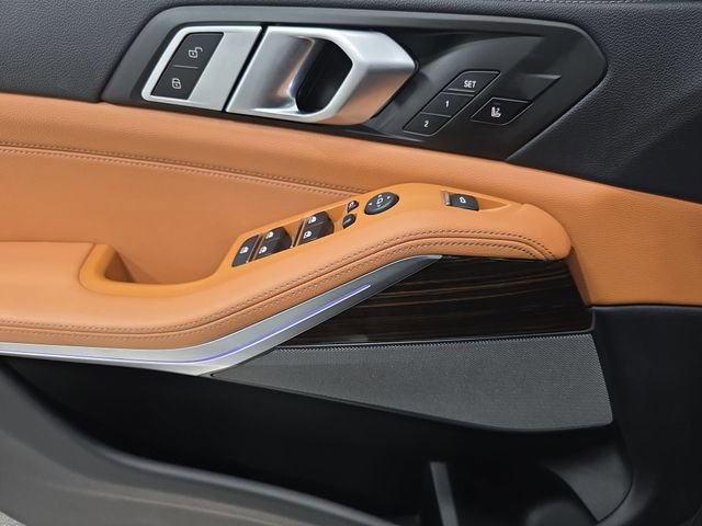 Used 2021 BMW X5 M50i w/ Premium Package AWD/4WD image 28