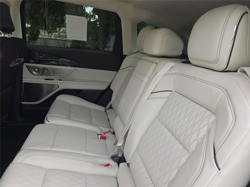 New 2026 Lincoln Nautilus Black Label image 10