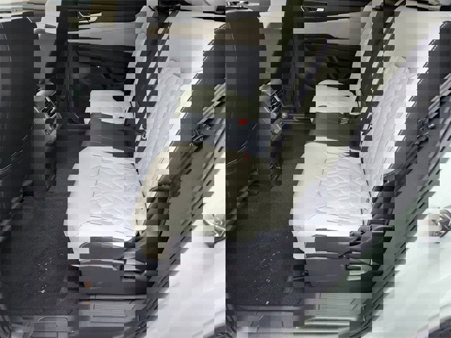 New 2026 Volkswagen Atlas Cross Sport SEL Premium R-Line image 28