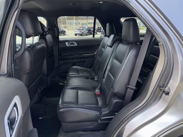 Used 2014 Ford Explorer XLT w/ Equipment Group 202A image 14