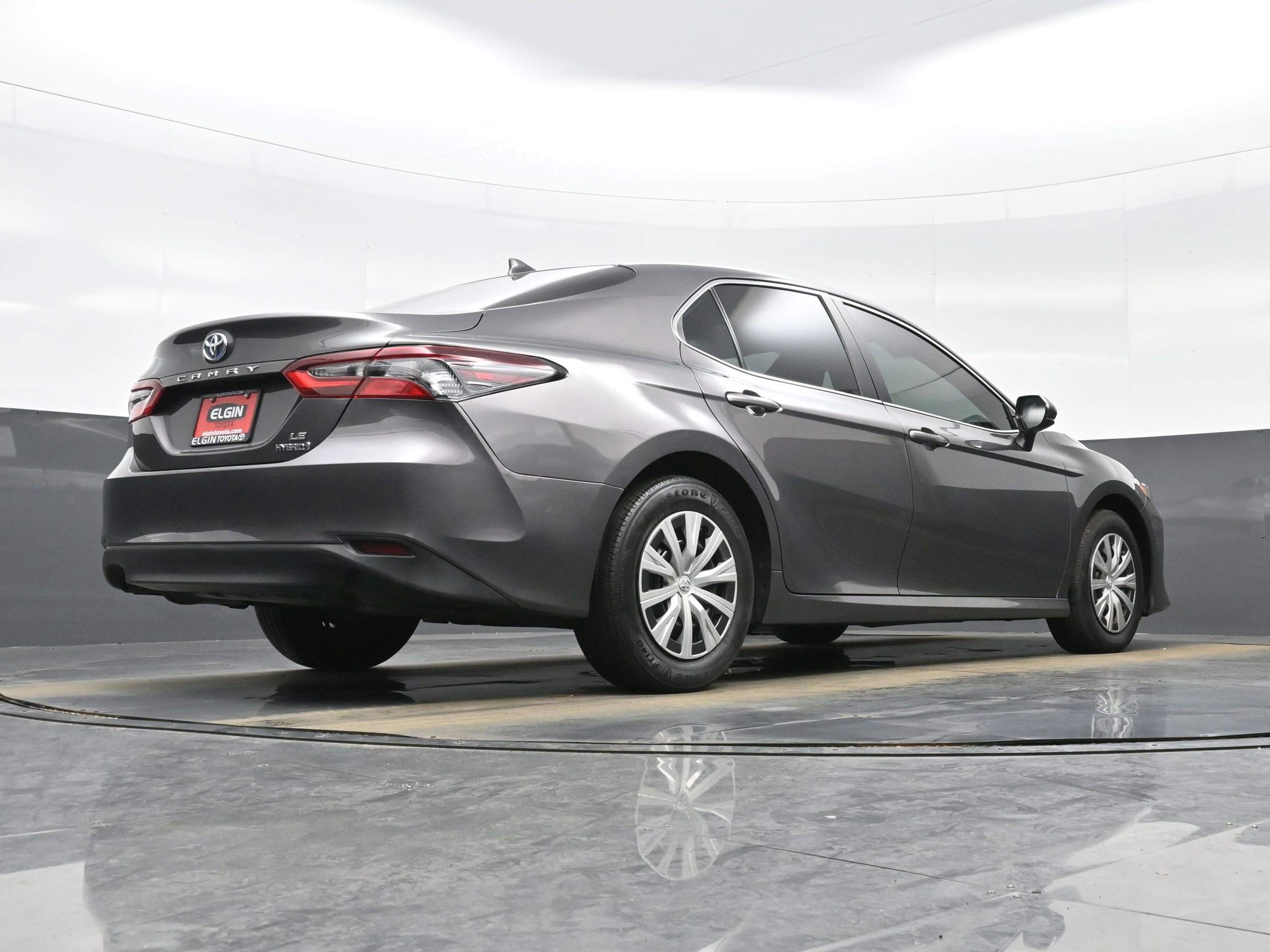 Used 2023 Toyota Camry LE image 32