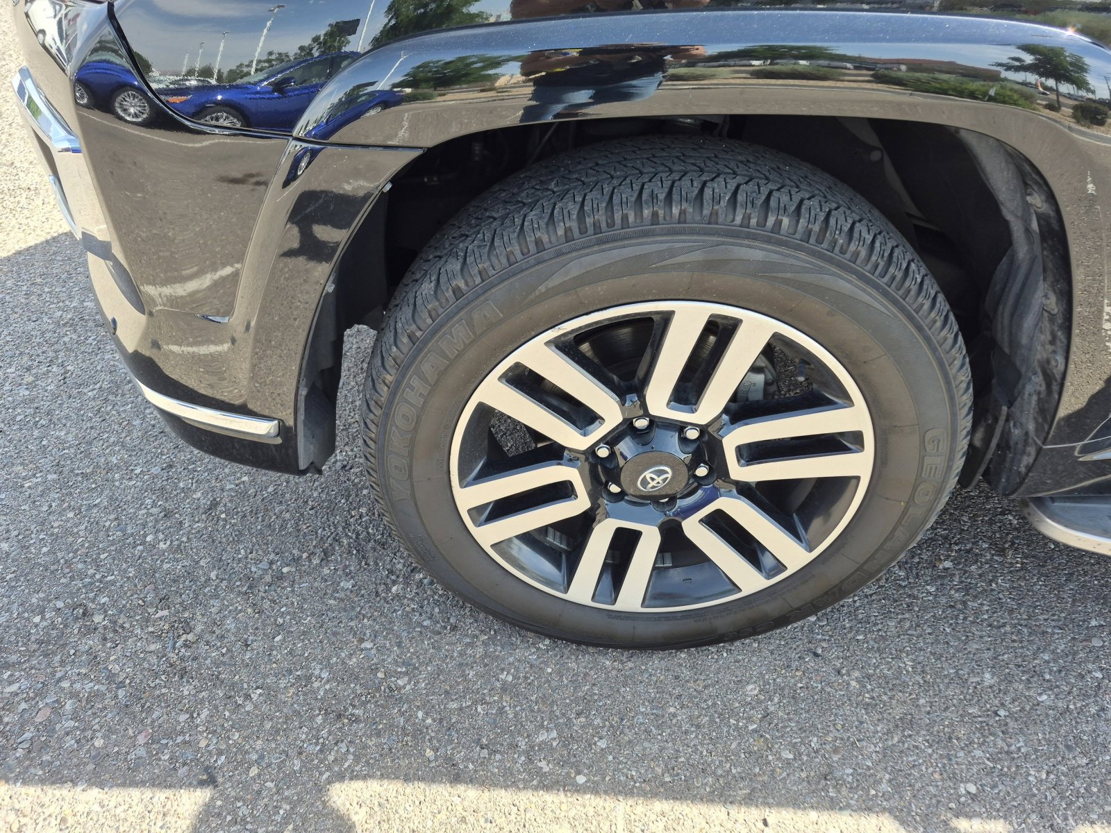 Used 2018 Toyota 4Runner Limited AWD/4WD image 24