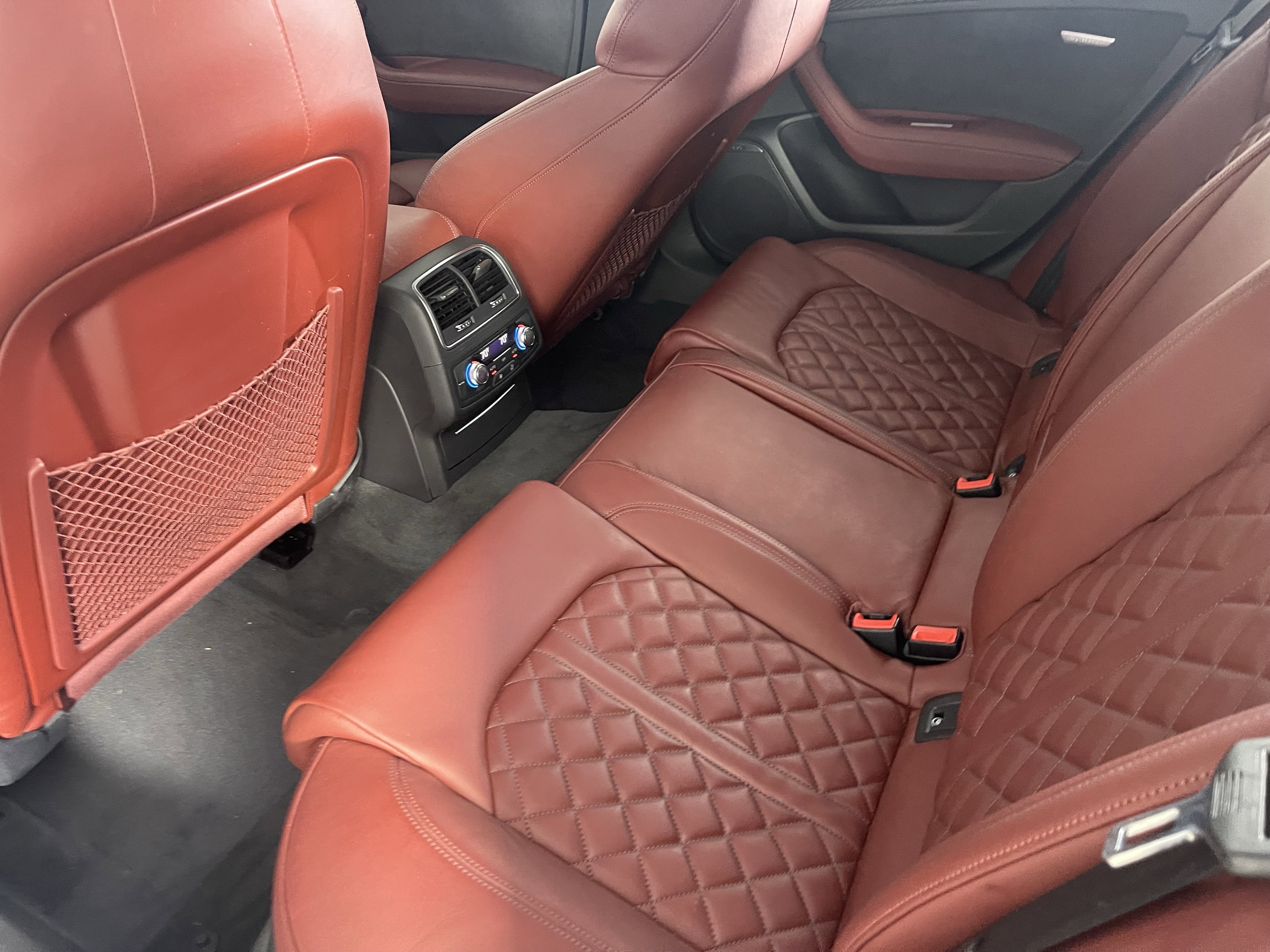 Used 2017 Audi S6 Prestige w/ S6 Sport Package image 16