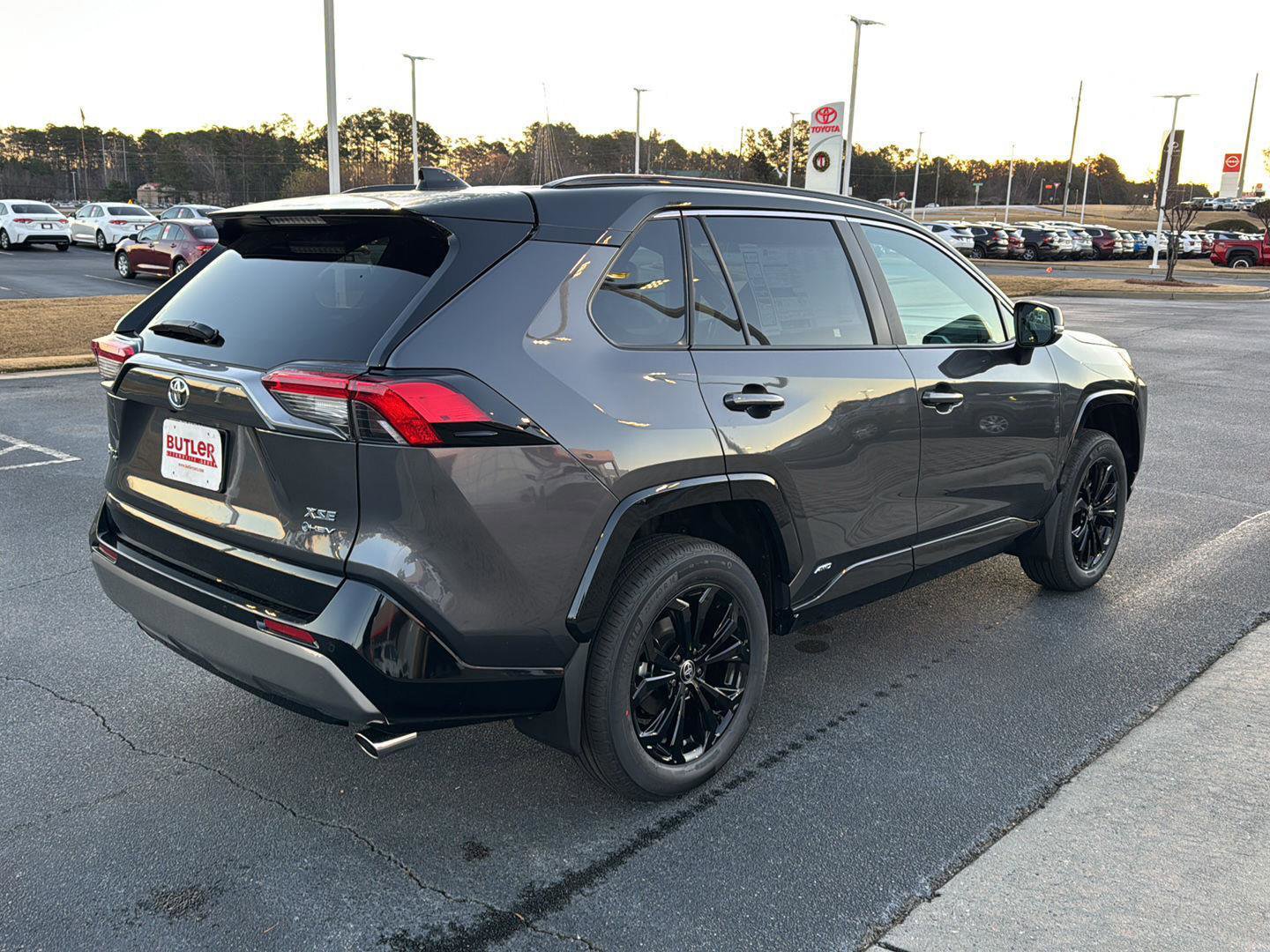 New 2025 Toyota RAV4 XSE image 5