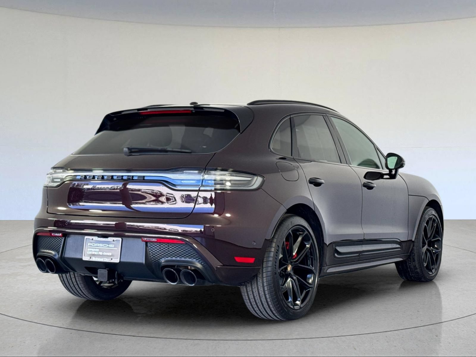 Certified 2025 Porsche Macan GTS AWD/4WD image 8