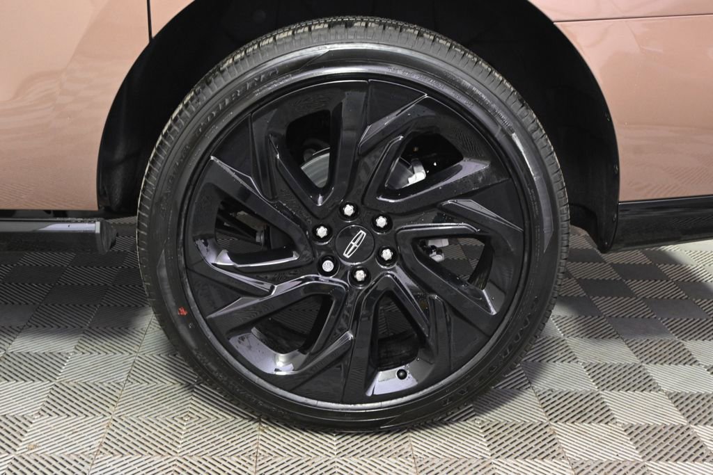New 2026 Lincoln Navigator L Black Label image 21