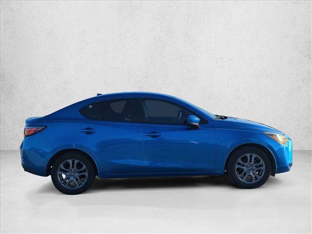 Certified 2019 Toyota Yaris LE FWD image 5