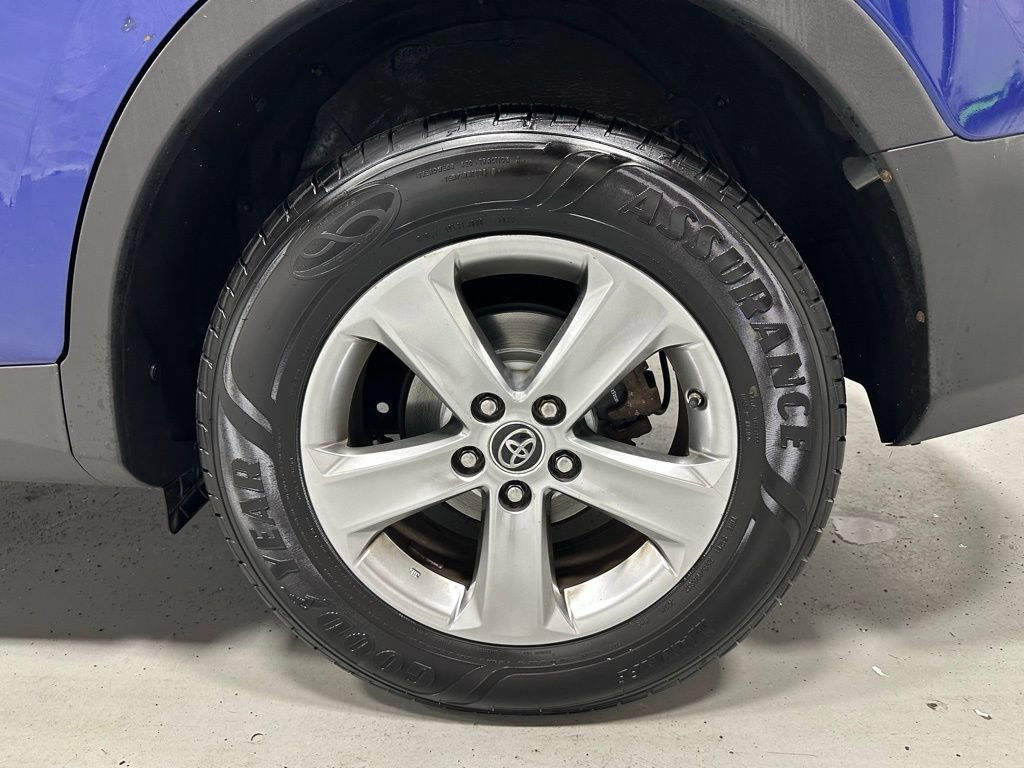 Used 2015 Toyota RAV4 XLE image 55