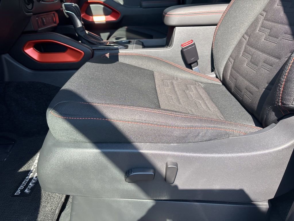 Used 2023 Nissan Frontier PRO-4X w/ Technology Package image 27