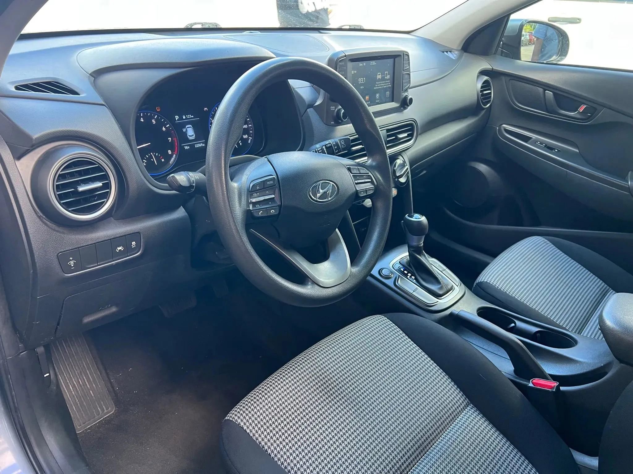 Used 2020 Hyundai Kona SEL image 15