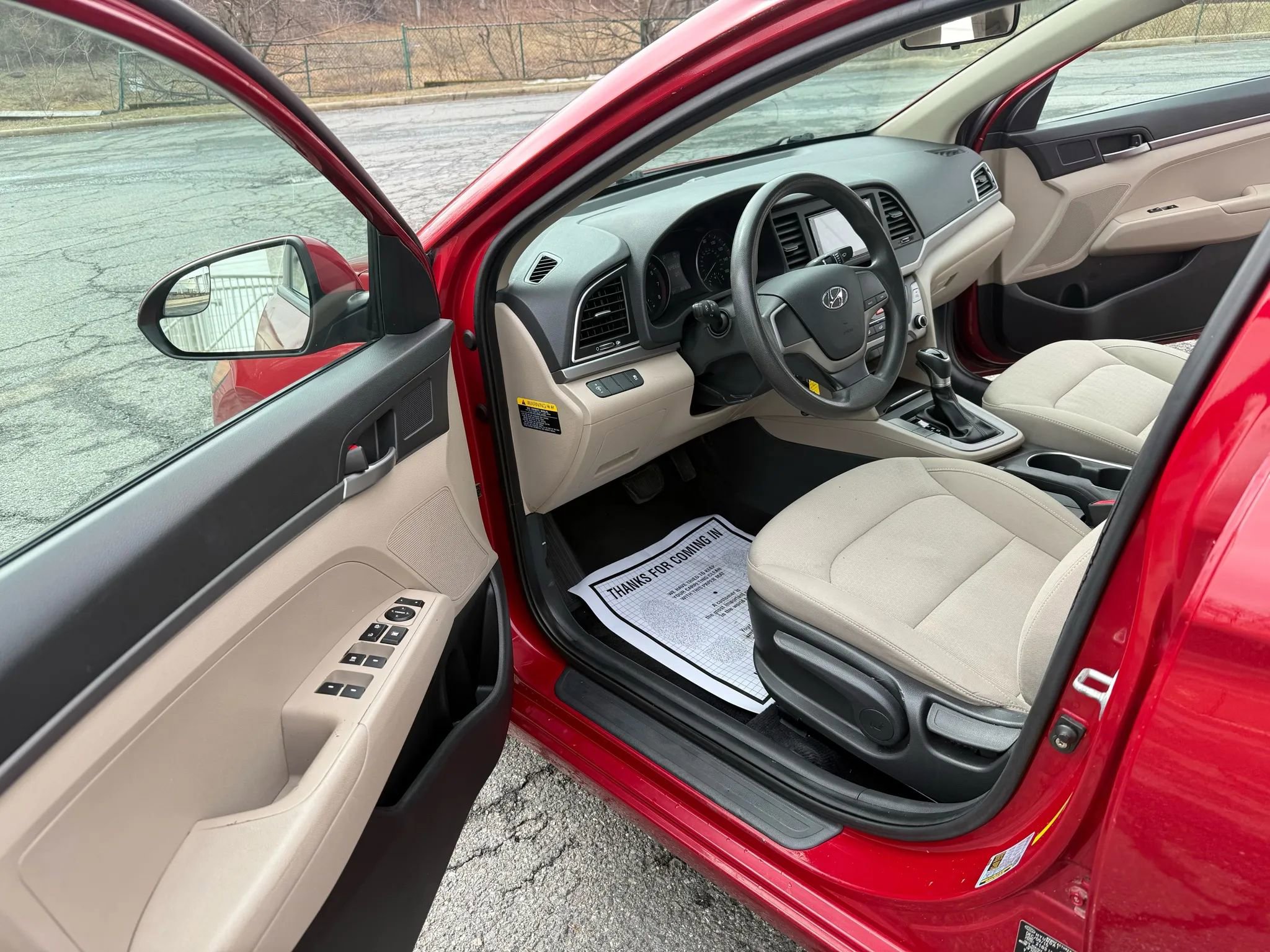 Used 2017 Hyundai Elantra SE image 6