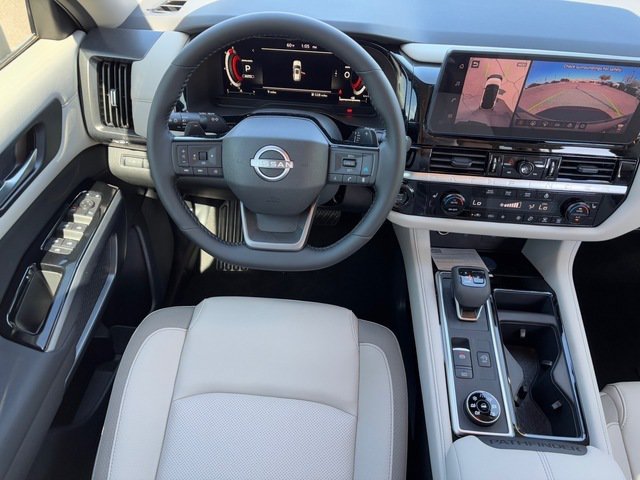 New 2026 Nissan Pathfinder SL AWD/4WD image 14