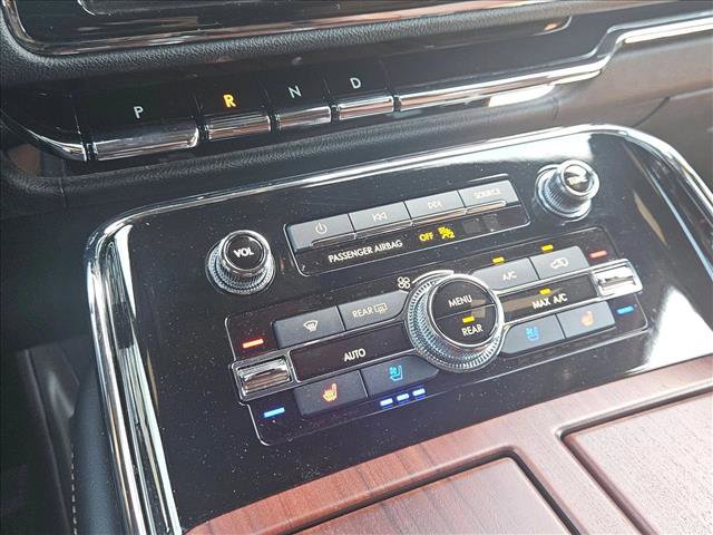 Used 2021 Lincoln Navigator Reserve w/ Luxury Package image 23