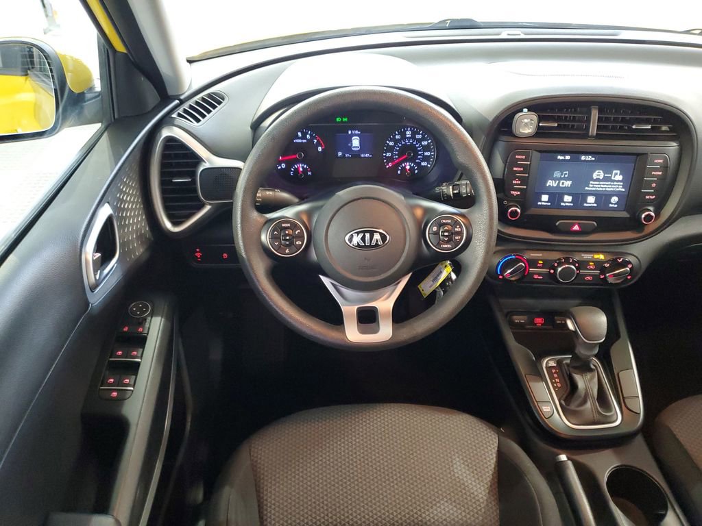 Used 2020 Kia Soul LX FWD image 12