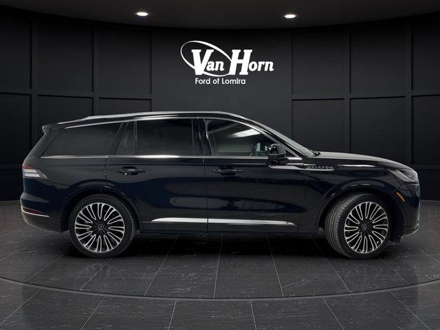Used 2025 Lincoln Aviator Black Label image 2
