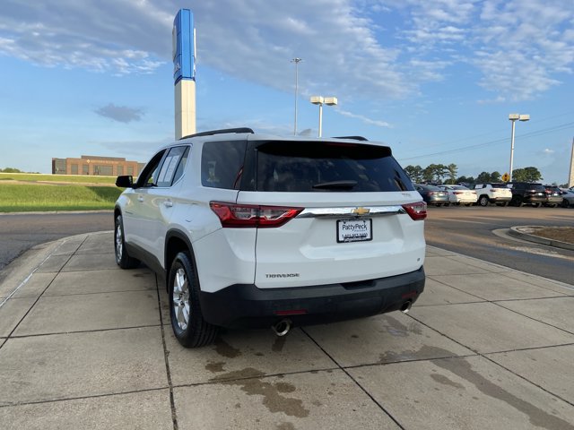 Used 2021 Chevrolet Traverse LT FWD image 9