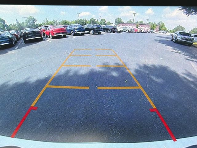 Used 2024 Buick Enclave Essence w/ Experience Buick Package FWD image 30