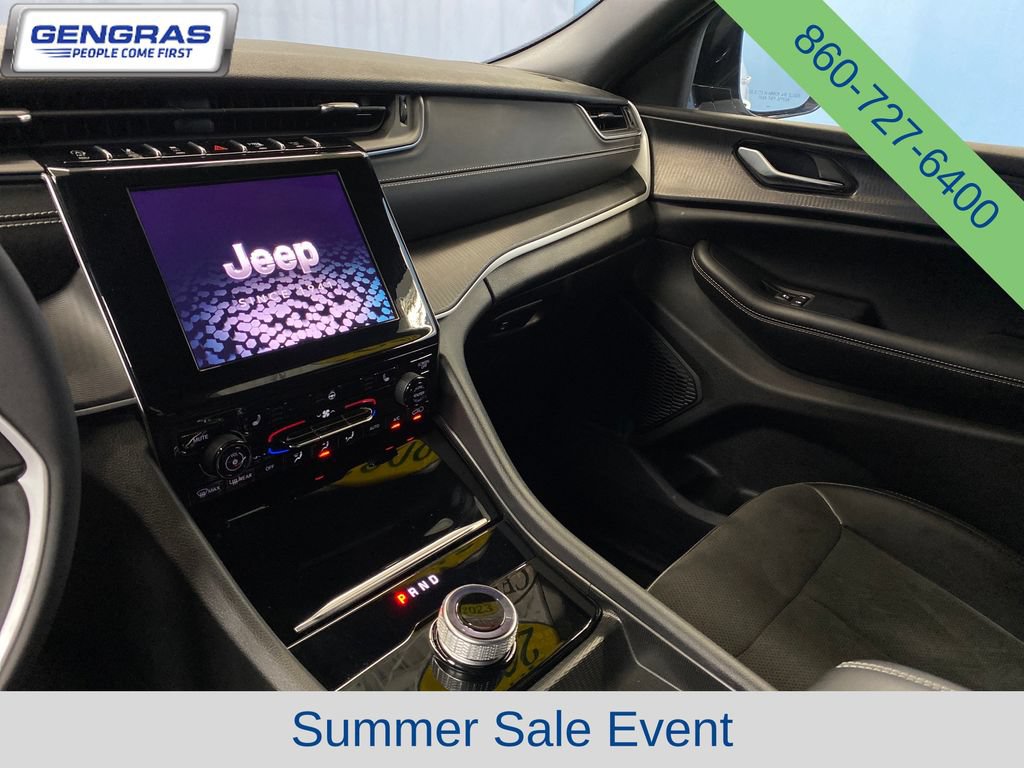 Used 2023 Jeep Grand Cherokee L Laredo AWD/4WD image 16