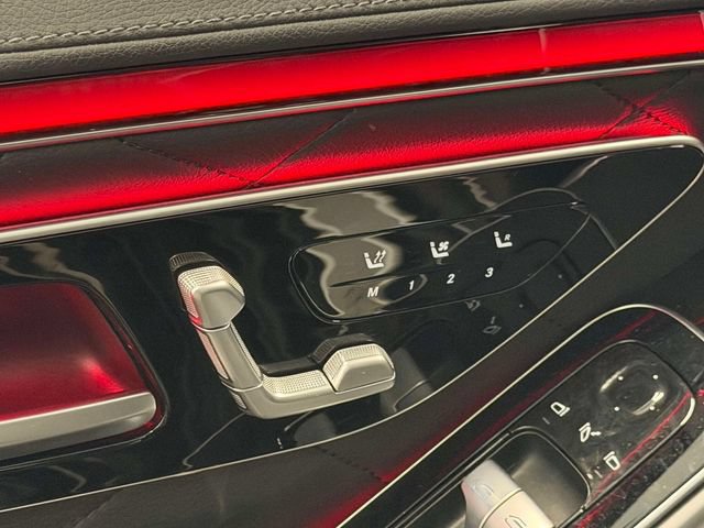 Certified 2025 Mercedes-Benz S 580e 4MATIC Sedan image 17