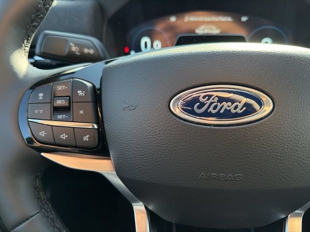 New 2026 Ford Explorer Platinum w/ LUX Leather Package AWD/4WD image 25