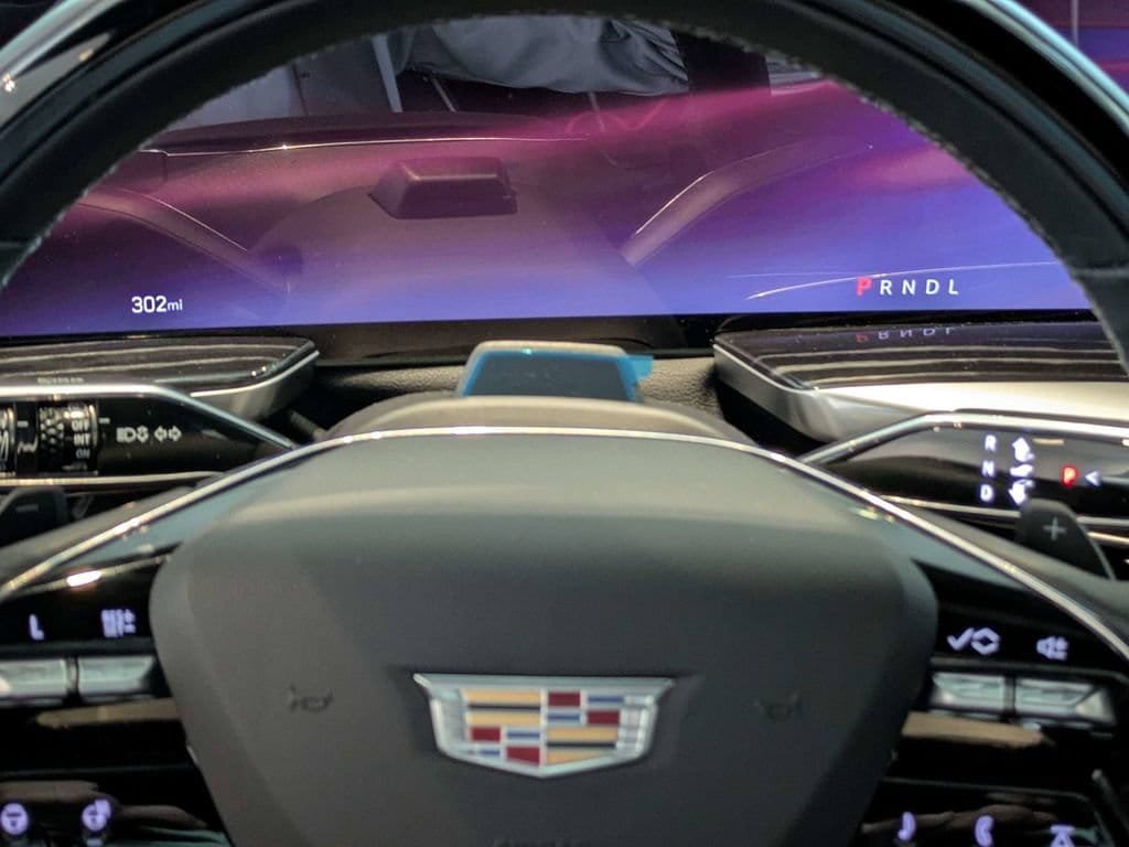 New 2026 Cadillac Escalade Sport w/ LPO, ONYX Package AWD/4WD image 32