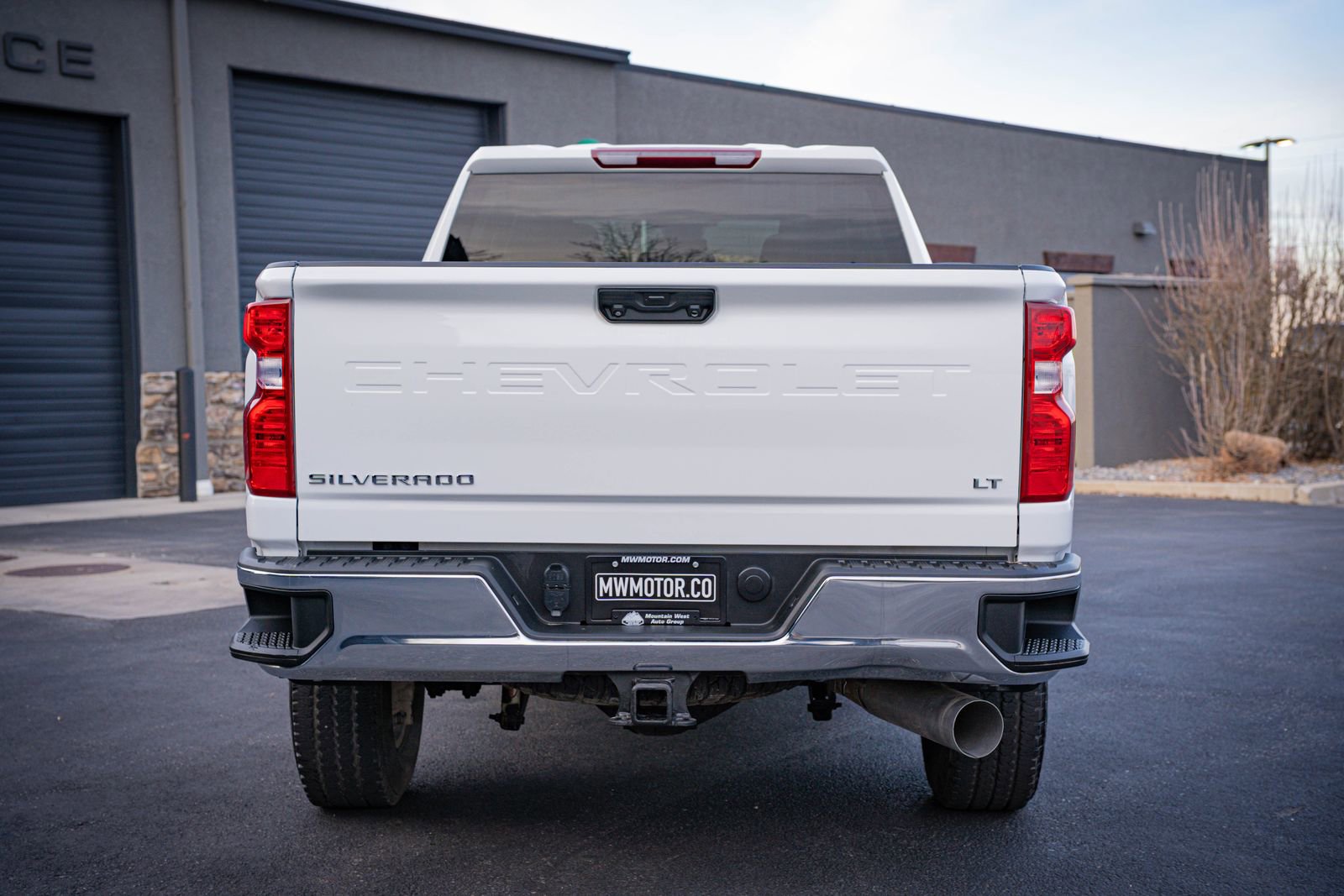 Used 2024 Chevrolet Silverado 2500 LT w/ Convenience Package image 8